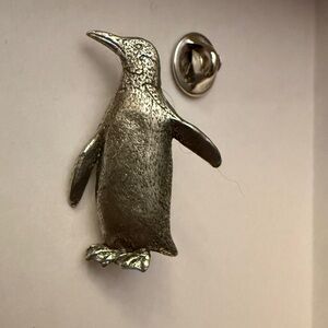 GG Harris Pewter Penguin Brooch Pin